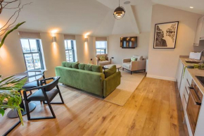 SoHot Stays The Penthouse Suite - Harbour Views - Sleeps 4